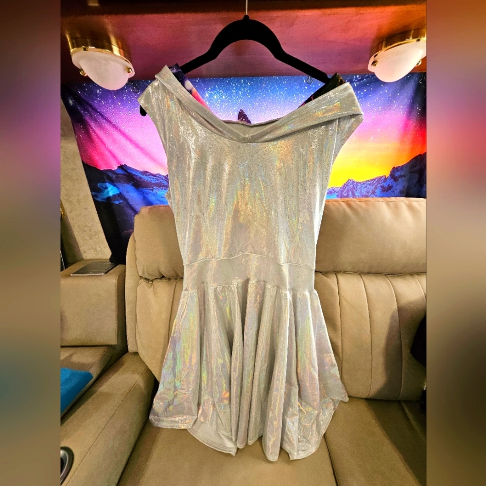 Custom Unworn Sparkly Festival Dress LG hooded with galaxy print inside